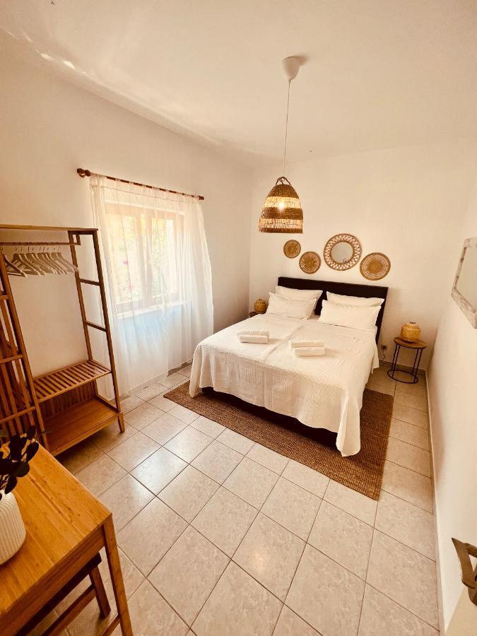 Villa Jela - With Pool Нівице Екстер'єр фото